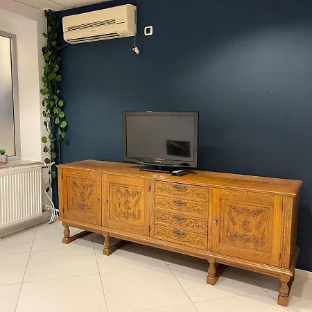 Hostel Matteo Prishtinë Ngoại thất bức ảnh