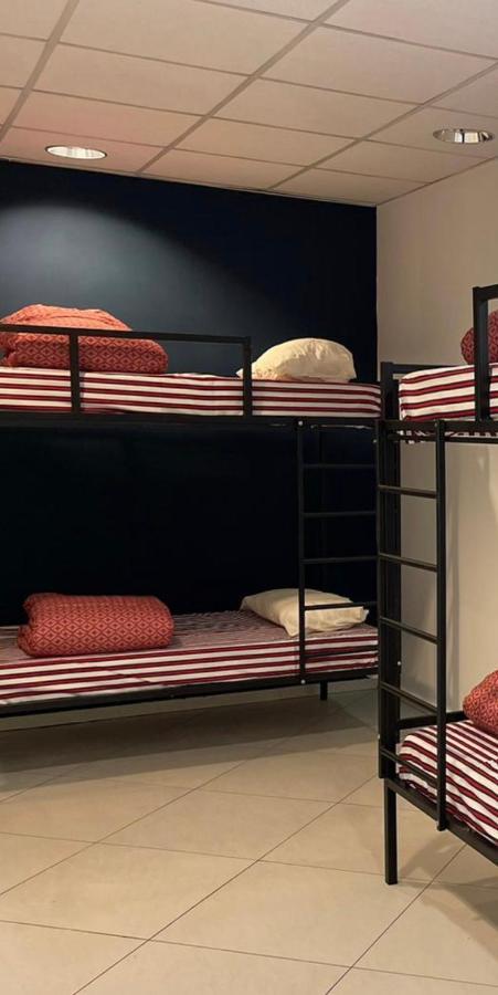 Hostel Matteo Prishtinë Ngoại thất bức ảnh
